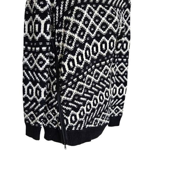 Ann Taylor Womens Geometric Print Sweater XS Black White Side Zipper‎ Wool Blend - Picture 7 of 9